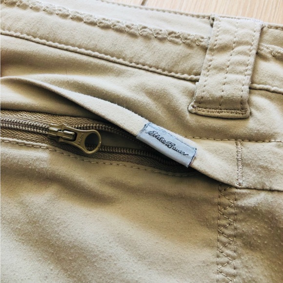 Eddie Bauer Outdoor Hiking Shorts with Zippered Pockets in Beige Size 16 - Picture 14 of 16